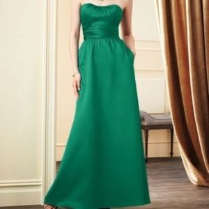 ALFRED ANGELO EMERALD GREEN FORMAL GOWN SIZE 8